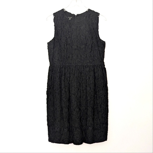 Dresses & Skirts - Talbots Black Floral Sleeveless Dress Women's 12